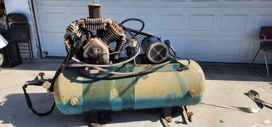 Industrial DeVilbiss Air Compressor – Model 432 – Heavy Duty – Runs Strong