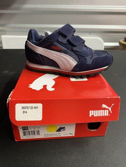Pumas Shoes