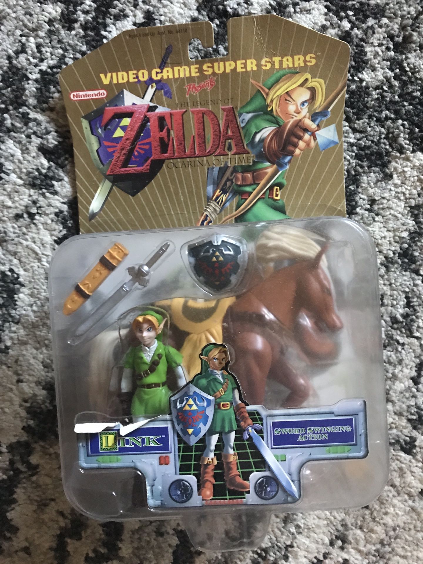 Rare Video Game super stars Legend of Zelda Ocarina of Time Link toy in box 2002
