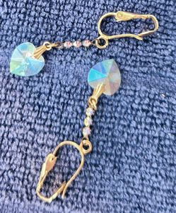 50s Aurora Borealis Crystal Heart classic style Earrings Clip On Goldtone