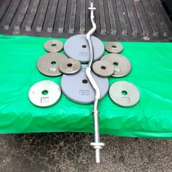 STANDARD EASY CURL BAR WITH PANCAKE PLATES = 85 LBS.   (PAIRS OF)  :  20s   7.5s   5s   &  (4)  2.5s 