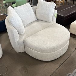 HOLLEY FABRIC CHAIR