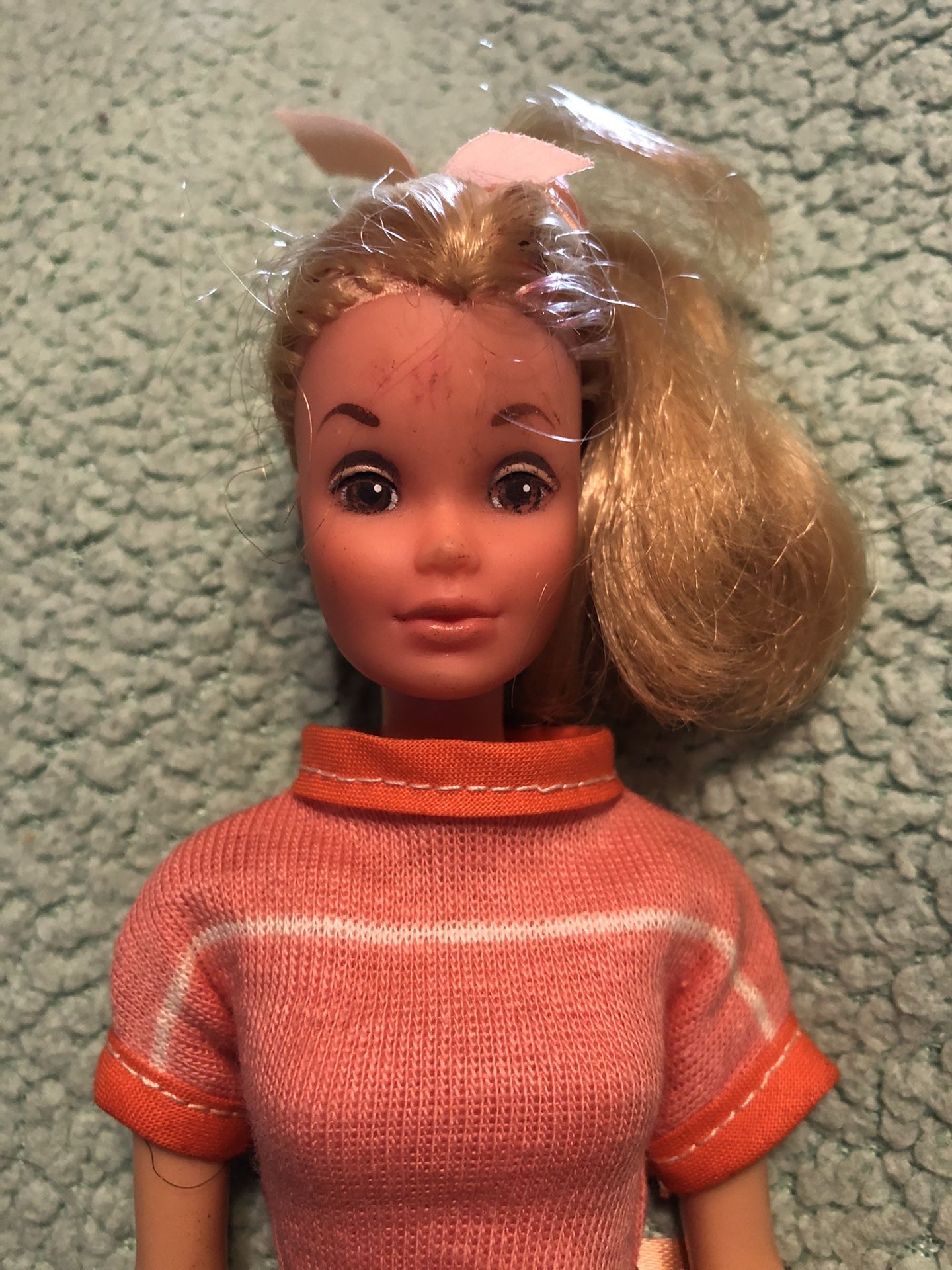 Vintage 1966 Brown Eyed BARBIE Doll (Japan)