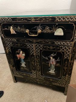 ntage Asian-Style Black Lacquer & Inlay Collection – 7-Piece Set