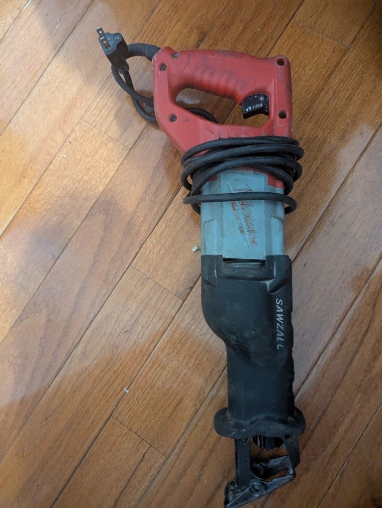 Milwaukee sawzall