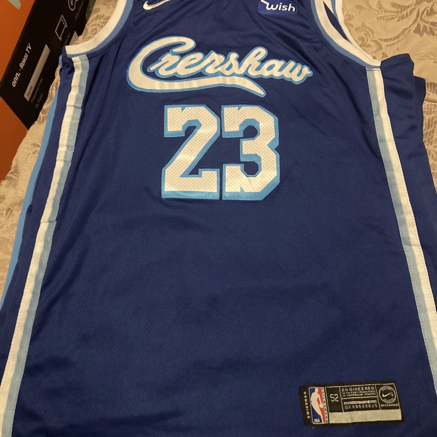 Lebron James Crenshaw Jersey Lakers New for Sale in Denver, CO - OfferUp
