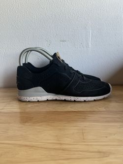 UGG Australia tye leather