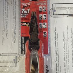 Milwaukee 7in1 High Leverage Pliers 