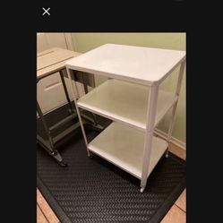 $25- Mid Century 3 Tier Metal Mobile Cart