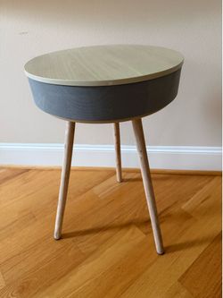 Bluetooth speaker stand side table wood legs