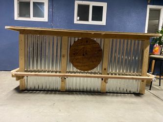 Rustic Wood and Corrugated Metal Bar and 6 barstools