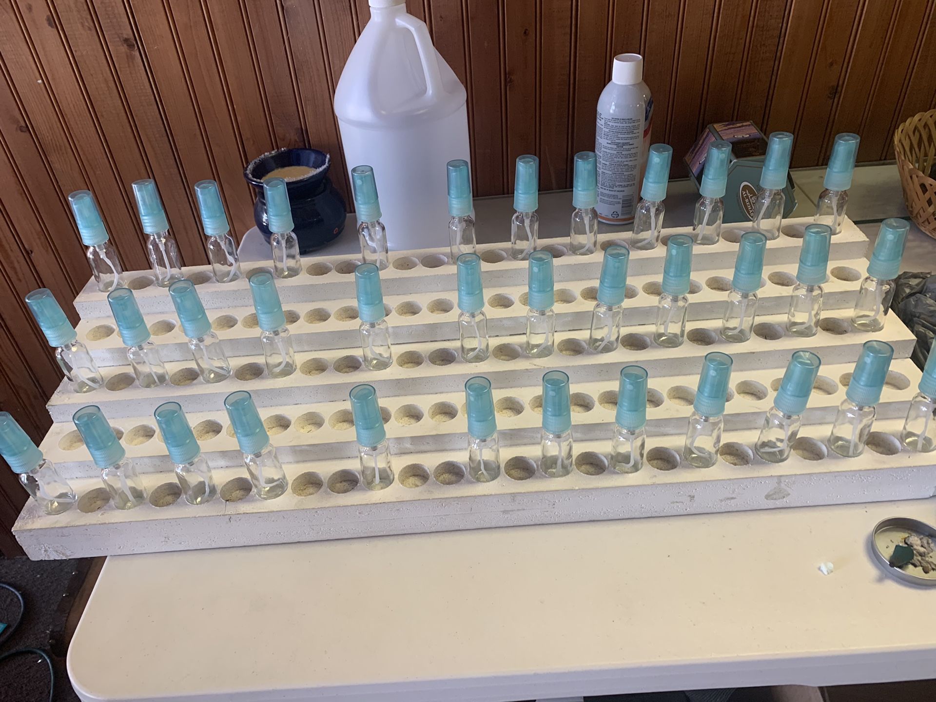 1/2 oz spray bottles
