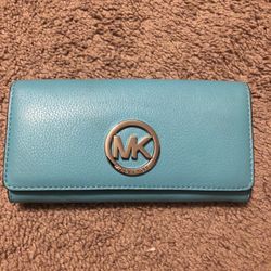 Michael Kors Fulton Wallet $100 Obo