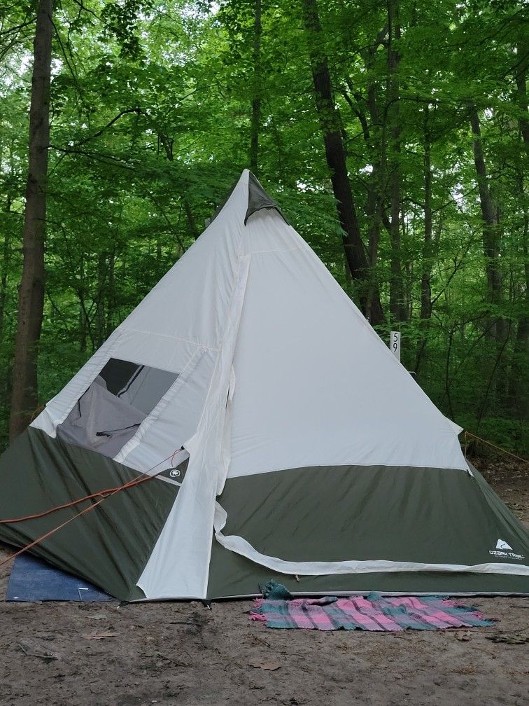 TeePee Tent Used 3 Times