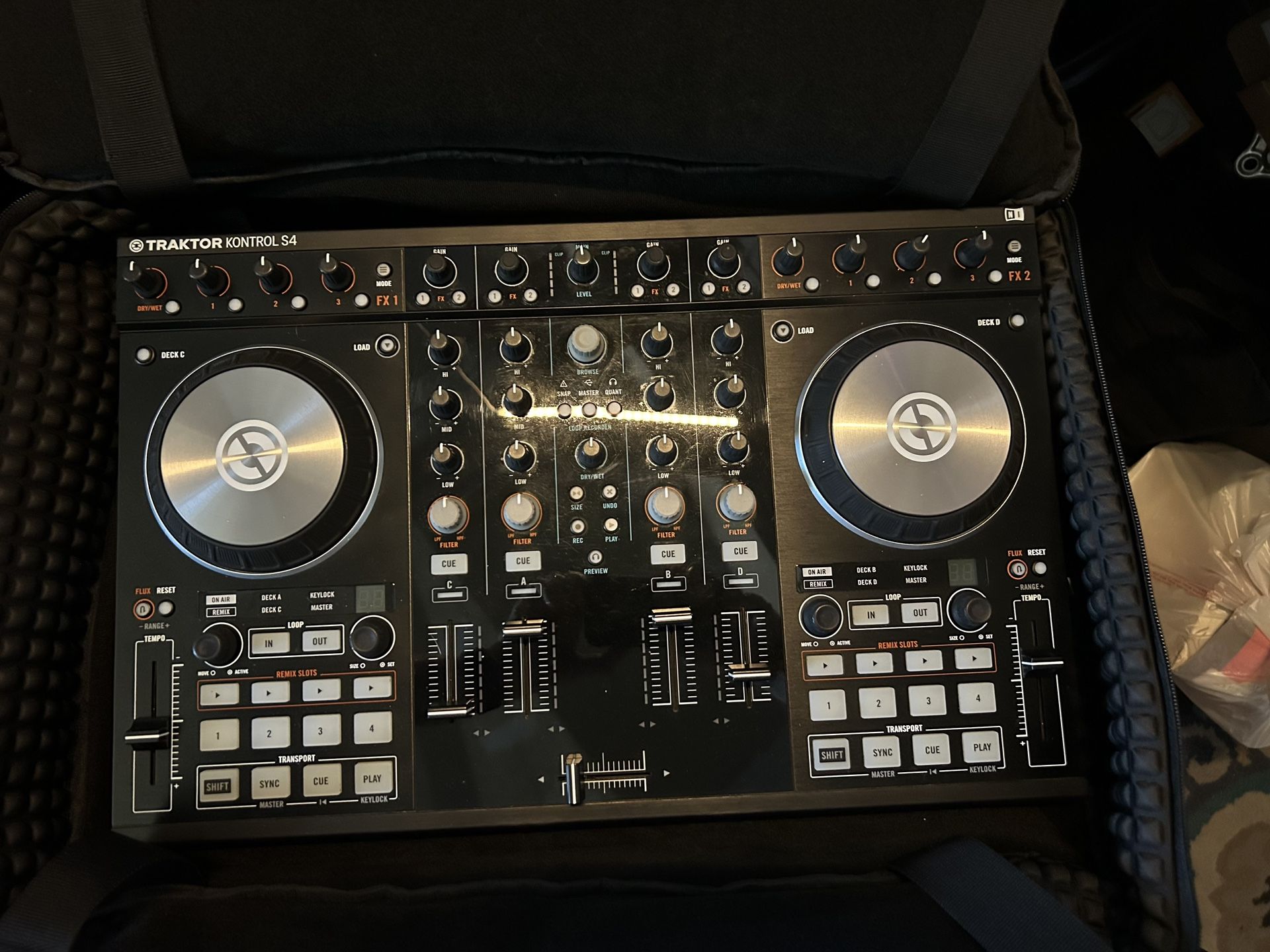 Traktor Kontrol S4 MK2 DJ Controller – Excellent Condition + Gig Bag & License