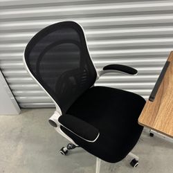 Office chair & Desk