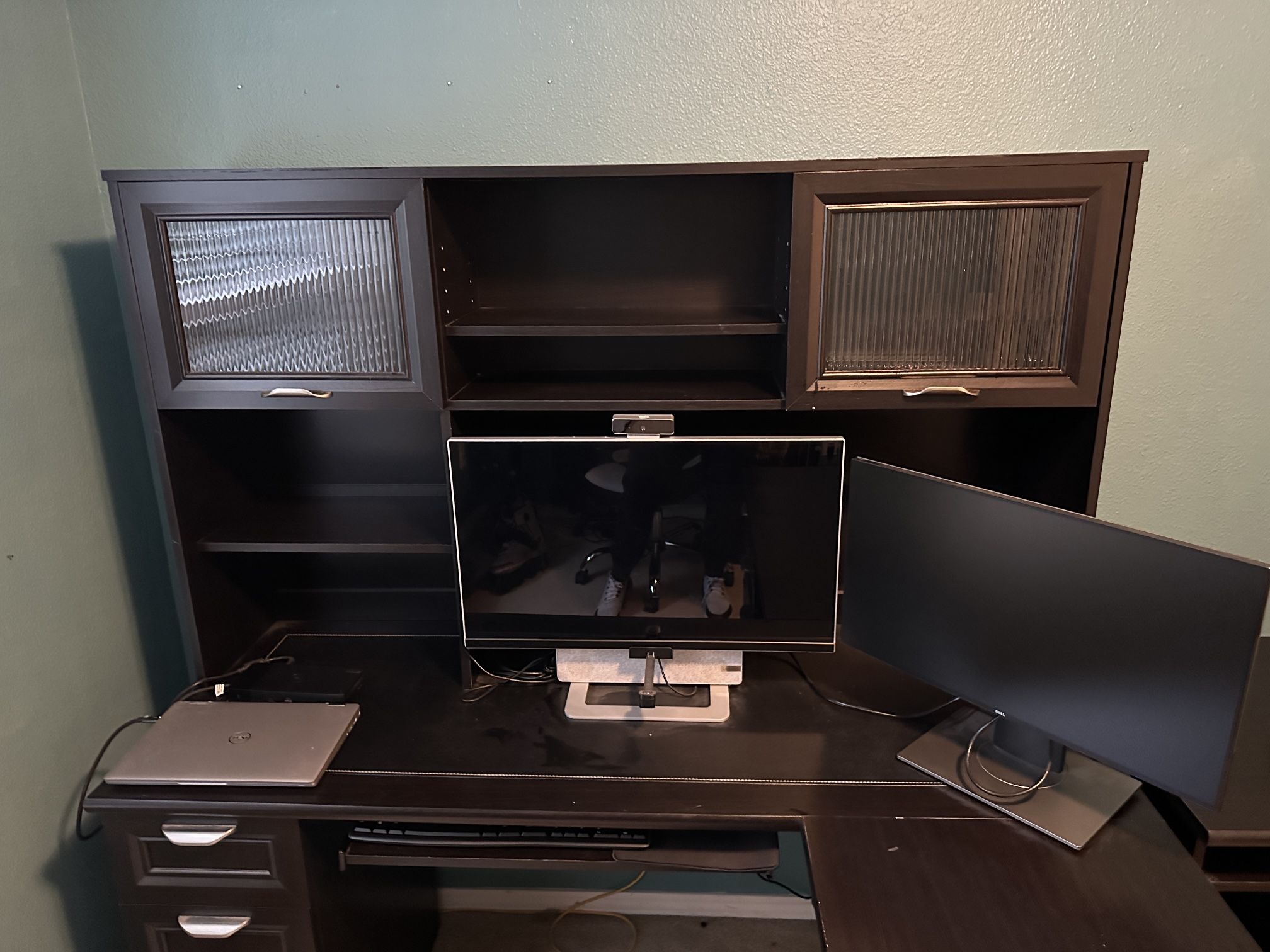 Office Desk With Hutch And Side Cabinet