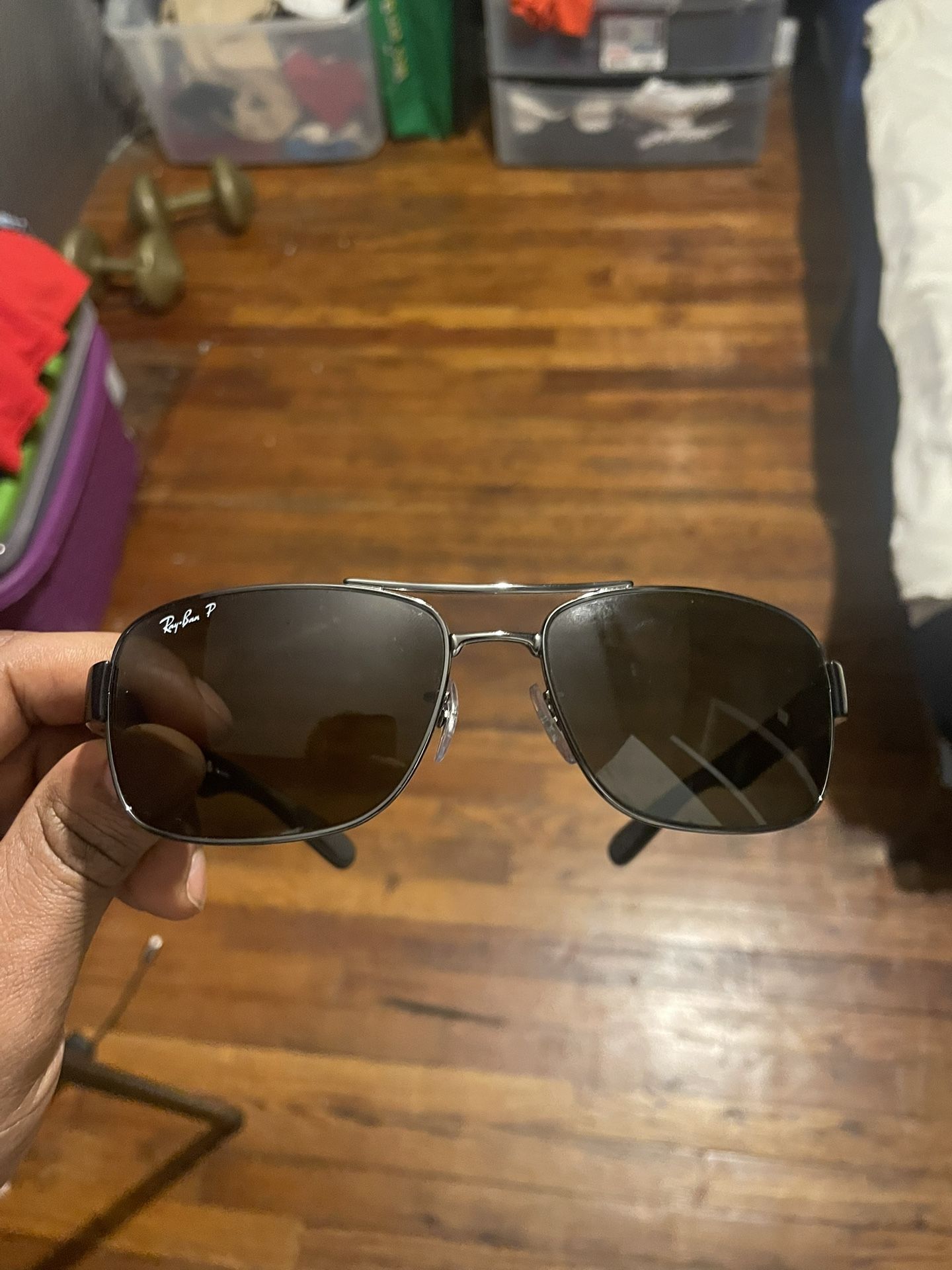 Ray Ban Sunglasses *Good Price* 🔥🔥🕶️🕶️