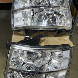 LA Zona Auto Parts 2007 to 2013 Chevy Silverado Chrome Headlights Luces Micas Calaveras Faros Cromados 