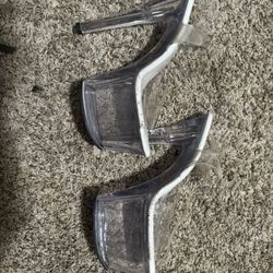 Clear Pleasers Size 10/11