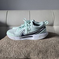 Nike Size 9.5 