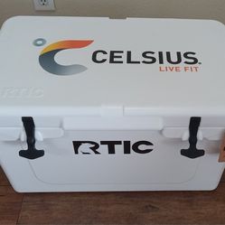 RTIC 45QT White Cooler