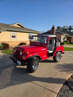 1973 Jeep DJ5 Safari Kar