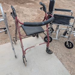 Walker With Seat 4 Wheels 