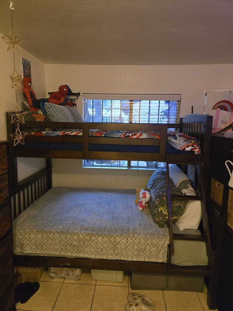 Bunk bed Full Over Twin