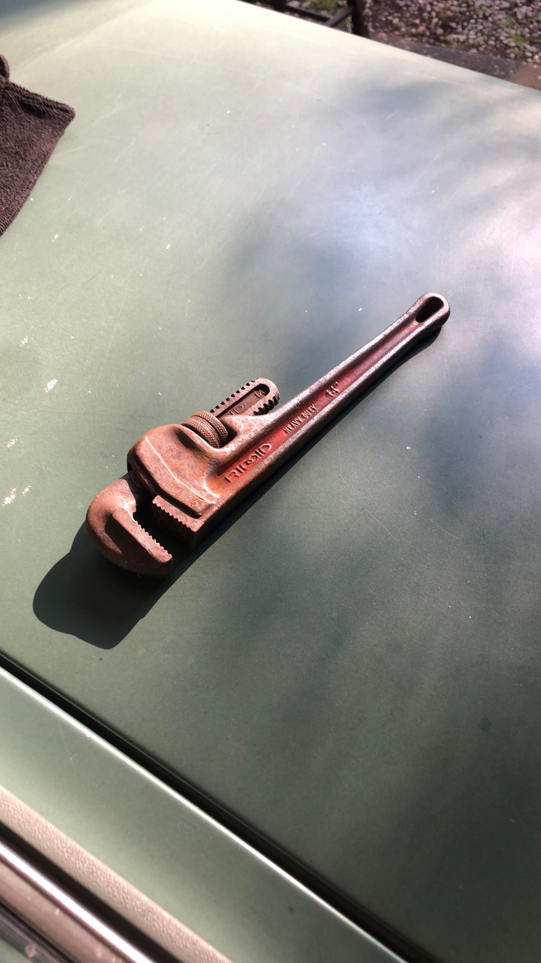 Pipe Wrench Rigid 14” Works Smooth