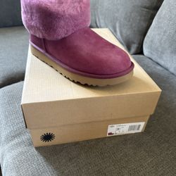 Ugg Mini Fluffs 
