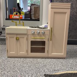 Pottery Barn Toddler Kitchen