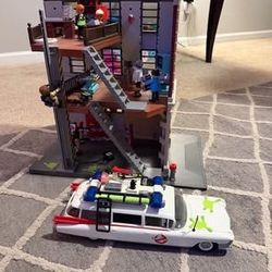 Ghostbuster Firehouse and ECTO-1