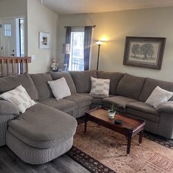 Sectional Recliner W Chase