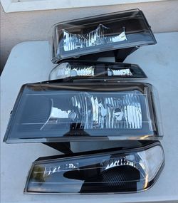 Chevrolet Colorado 04-12 Gmc Canyon Headlights Luces Focos Micas Faros Faroles Headlamps Chevy