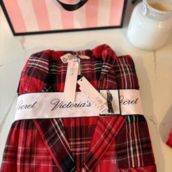  VICTORIA SECRET PIJAMAS SIZE LARGE