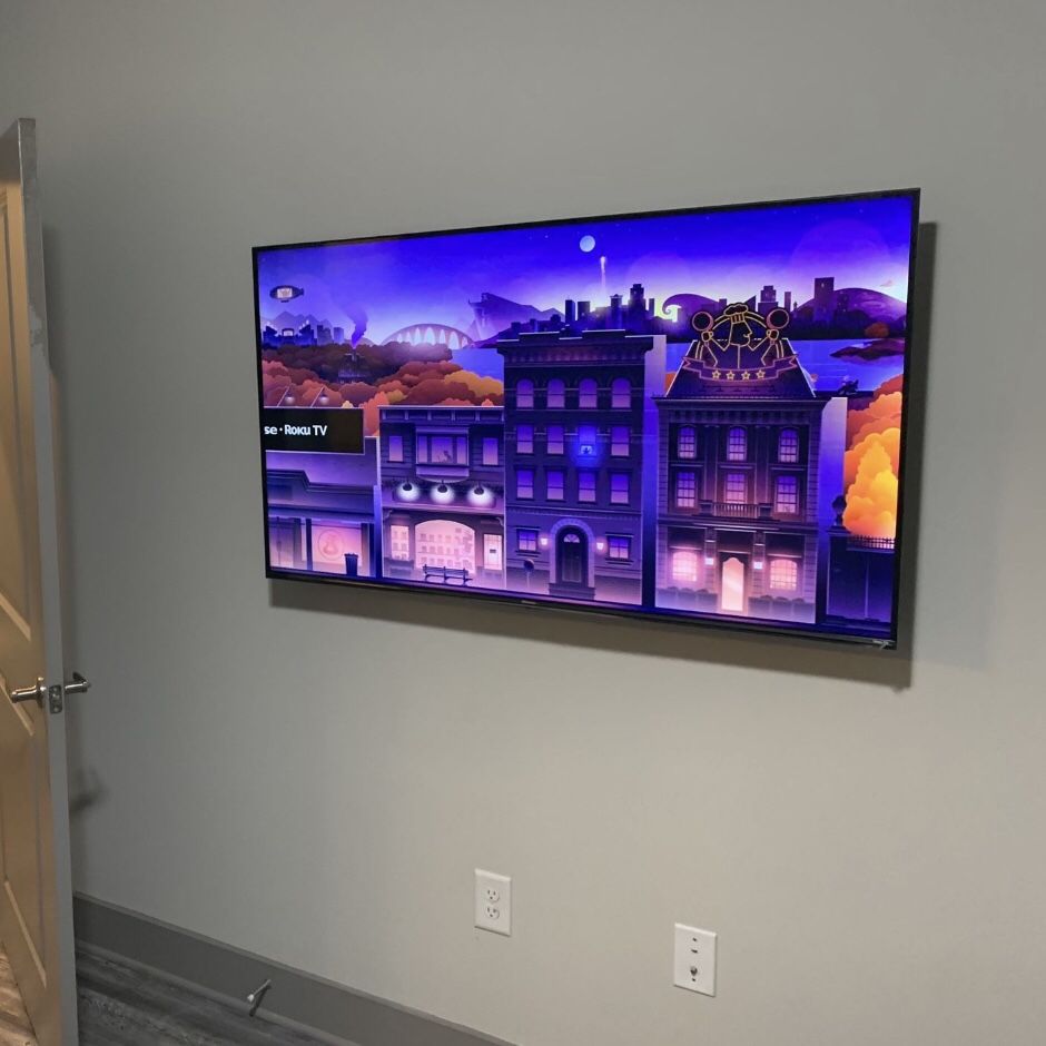 TV MOUNT