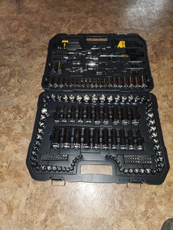 200 PC Tool Set