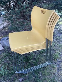 Chairs And Mini  Ipad 