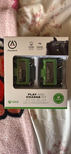 Xbox play and charge kit