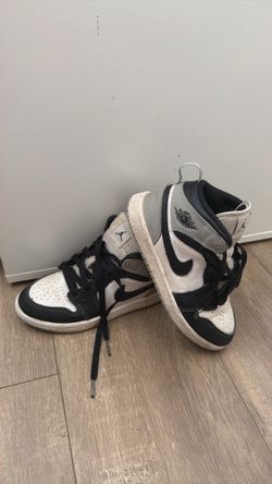 Nike Air Force 13.5