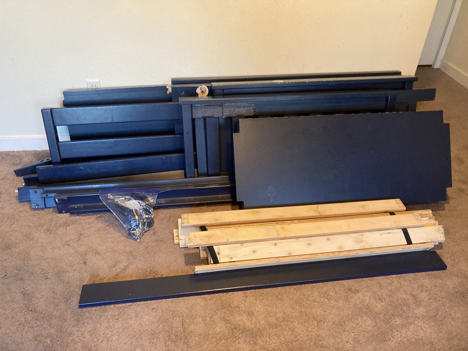 FREE Twin bunk bed With Dresser Drawer