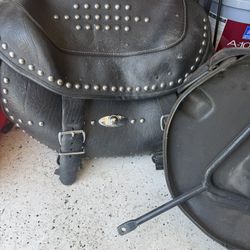 Leather saddlebags 