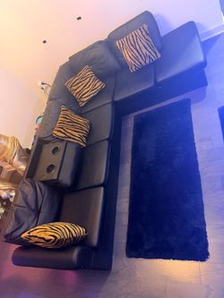 Low profile couch