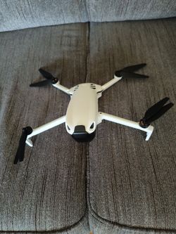 Skyrover S1 Drone BUNDLE