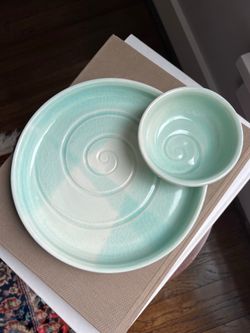 Handcrafted Studio Pottery Serving Dish ( D10.5" ) firm on price