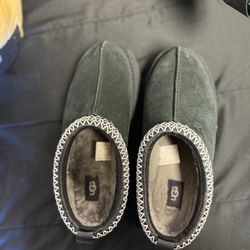 ugg tazz size 8