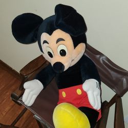 Vintage Giant Mickey Mouse 🐭 