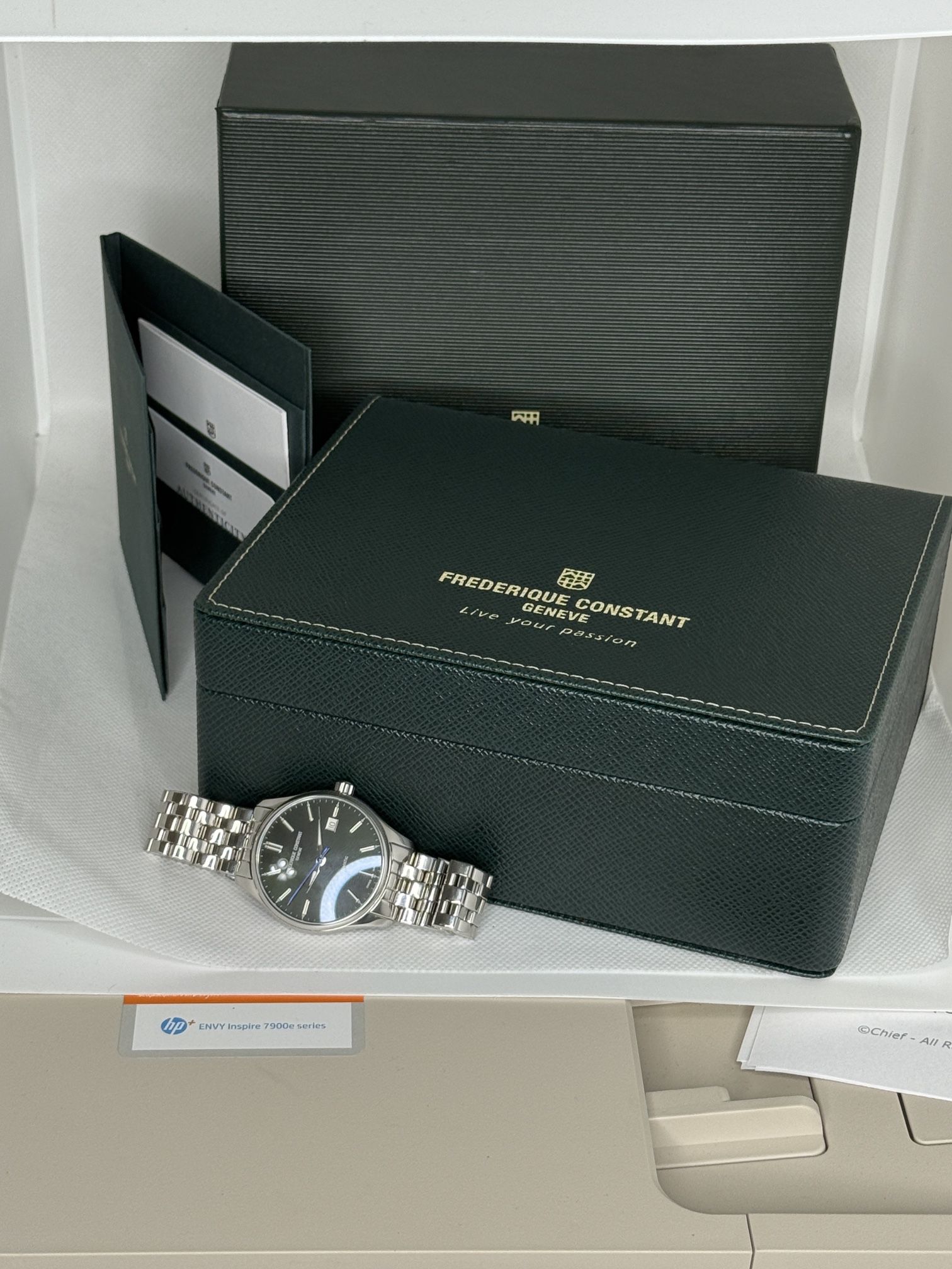 Frederique Constant Automatic Men’s Watch – Black Dial Stainless Steel Bracelet