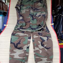 Pre-owned Camo Army Jacket and Pants Size XS (TIGACJP01)